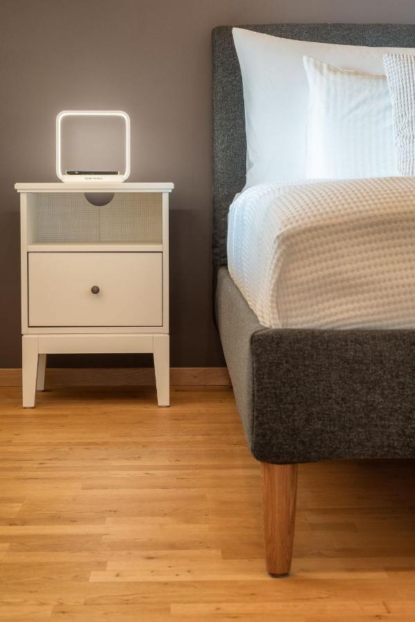 Swiss Alps View Apartment - Contactless Self Check-In 图恩 外观 照片